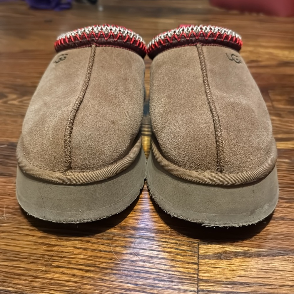 UGG Tazz- excellent condition! Authentic!
